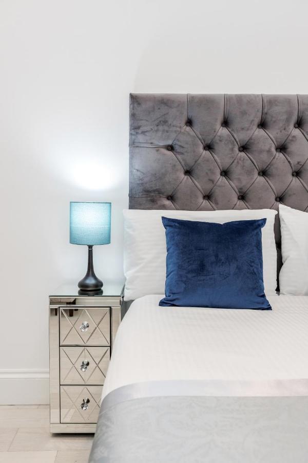 Oxford Street 2 Bed Apartment Londen Buitenkant foto