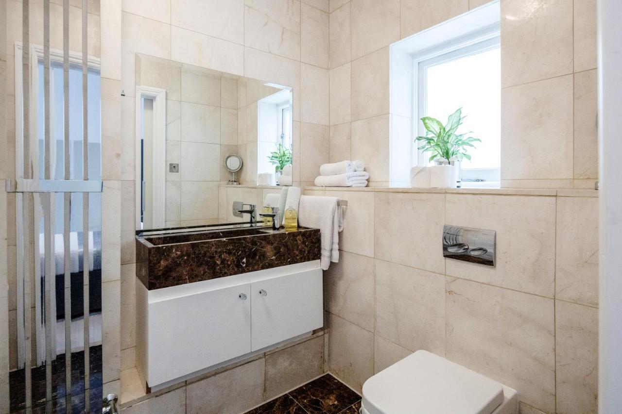 Oxford Street 2 Bed Apartment Londen Buitenkant foto