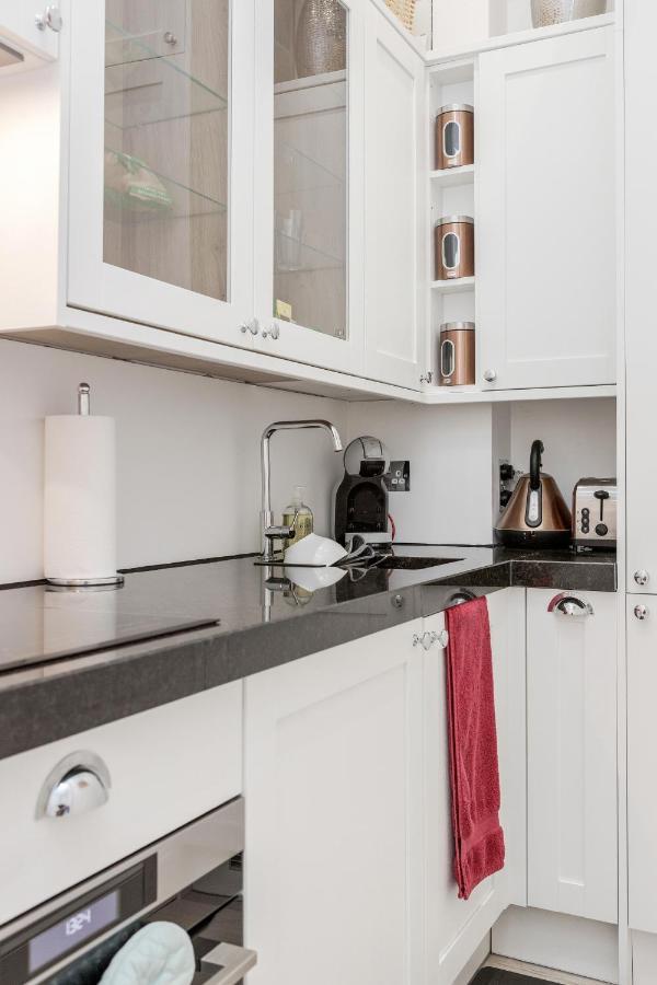 Oxford Street 2 Bed Apartment Londen Buitenkant foto